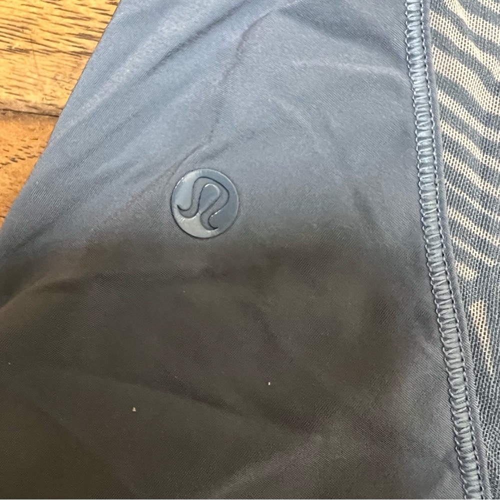 Lululemon Athletica Cool To Street Tank Blue Denim Size 8 - Picture 8 of 10